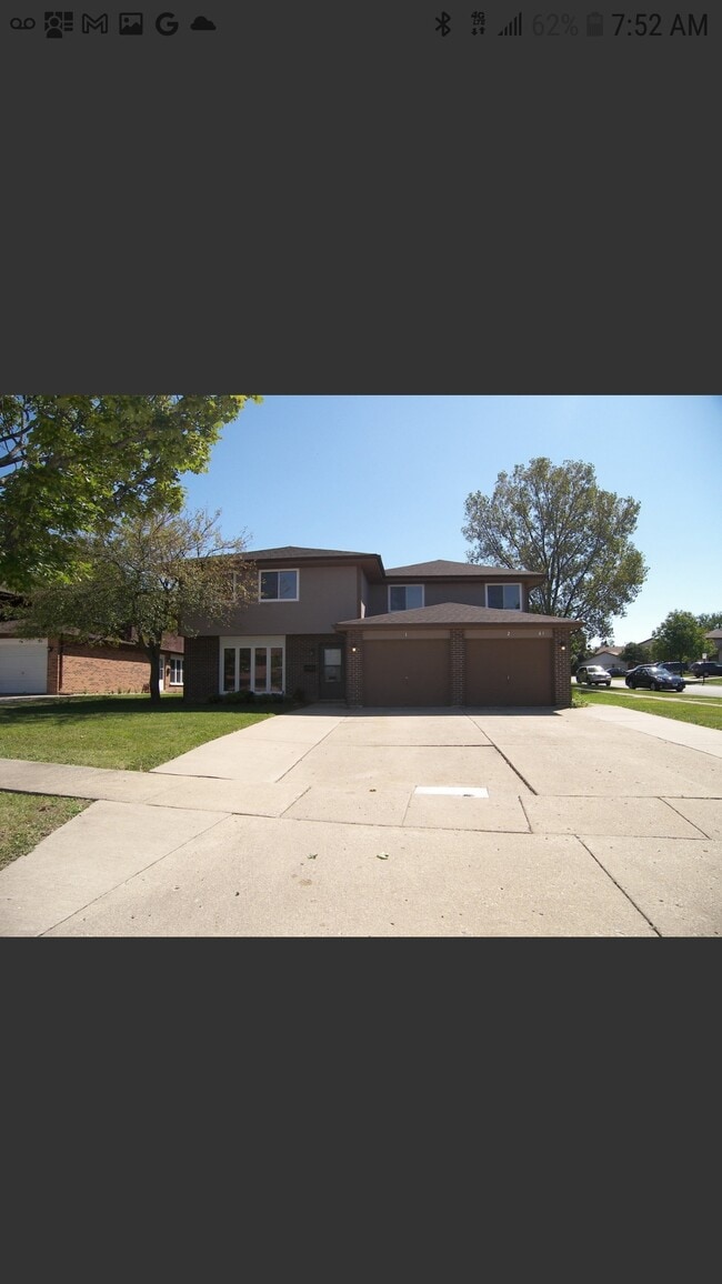 Building Photo - 615 Terry Ct Unit B