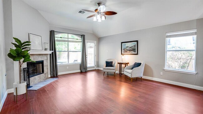 Photo - 725 Crane Canyon Pl