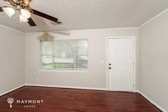 Photo - 1013 Sandy Brook Cir