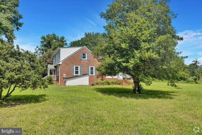 Building Photo - 5024 Water View Rd Rental