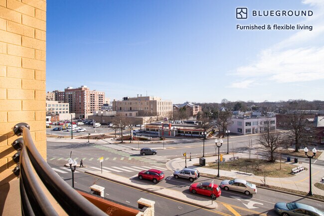 Photo - 1128 N Irving St Unidad FL4-ID434