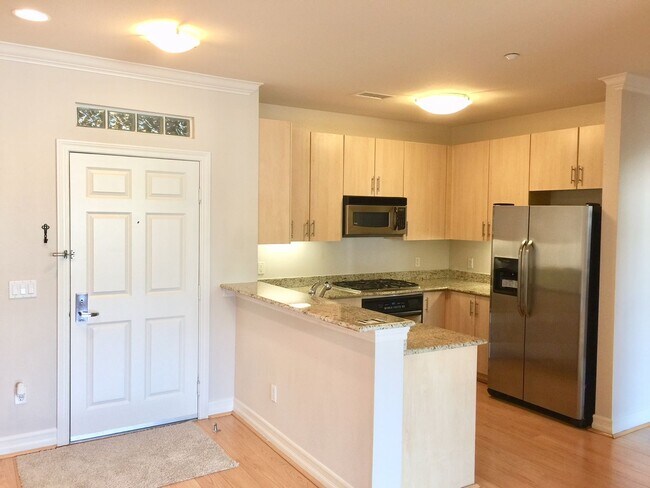 Photo - Large upgraded 1 Bdrm, 1 Bath w/storage ro... Unidad 307