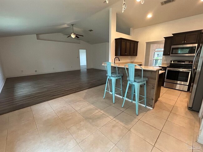 Photo - 323 Tree Swallow Dr