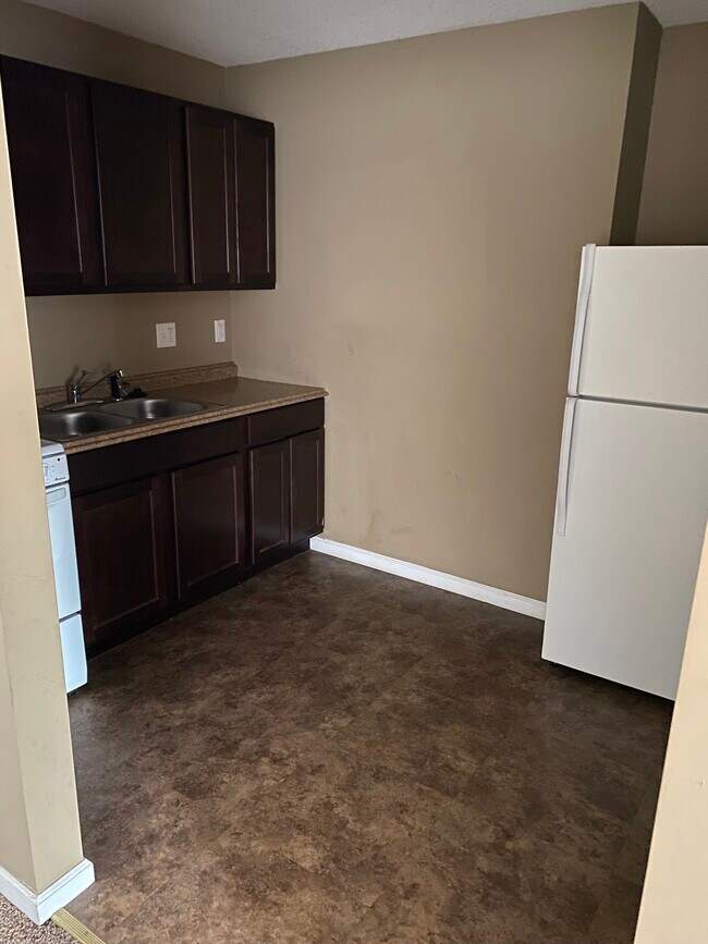 Photo - 709 W Church St Unit 11