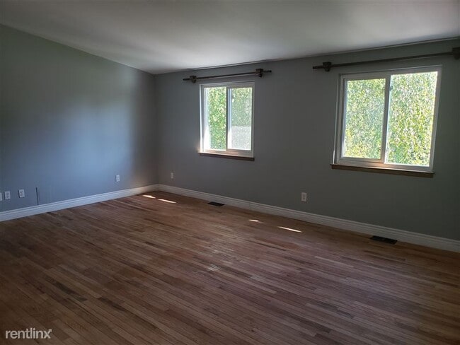 Photo - 2884 Hawks Ave