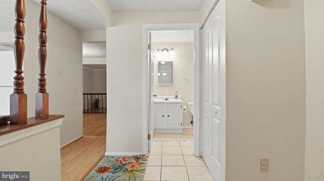 Photo - 7821 Fairborn Ct