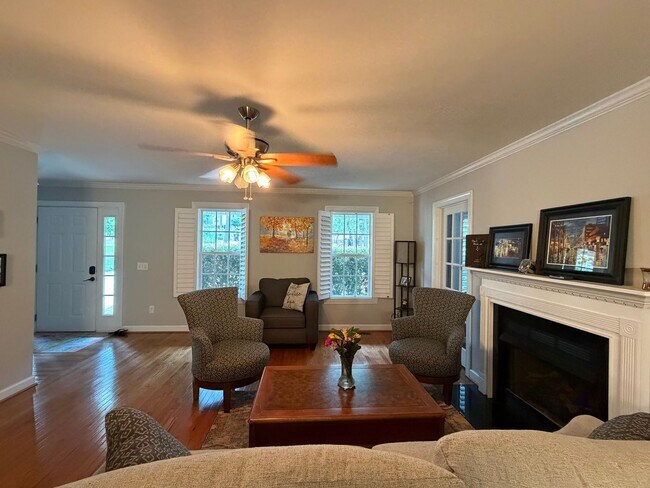 Photo - Carolina Lakes Gated Community!!