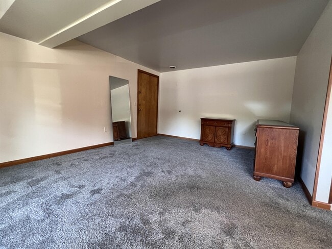 Photo - 4000 Parkway Dr