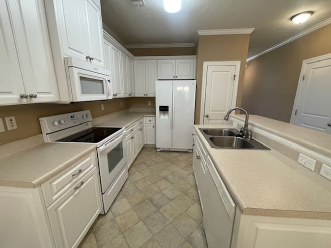 Photo - 528 Brantley Cove Cir