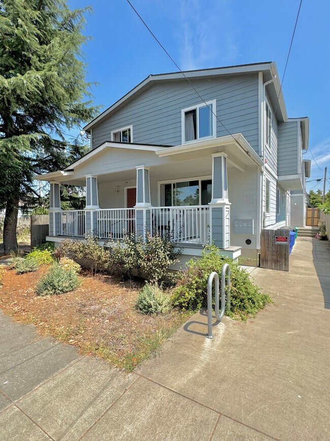 Building Photo - SILVP01 Unit 4724