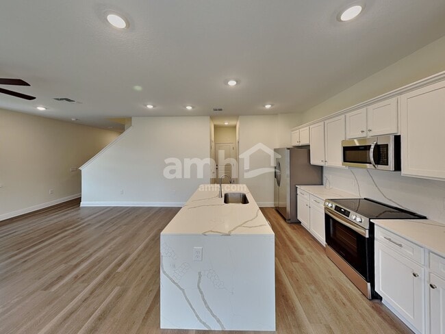 Photo - 5944 Pinewood Ests Dr