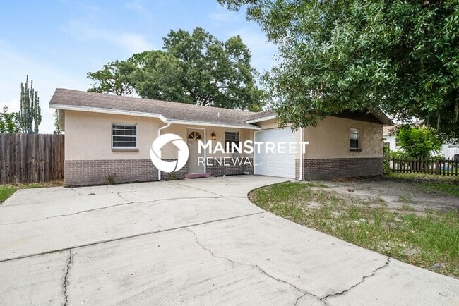 Building Photo - 3 Bedroom Pet-Friendly Home in Bradenton, FL with Main Street Renewal