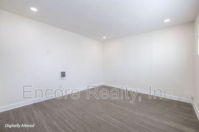 Photo - 4070 Illinois St Unit Apt 4