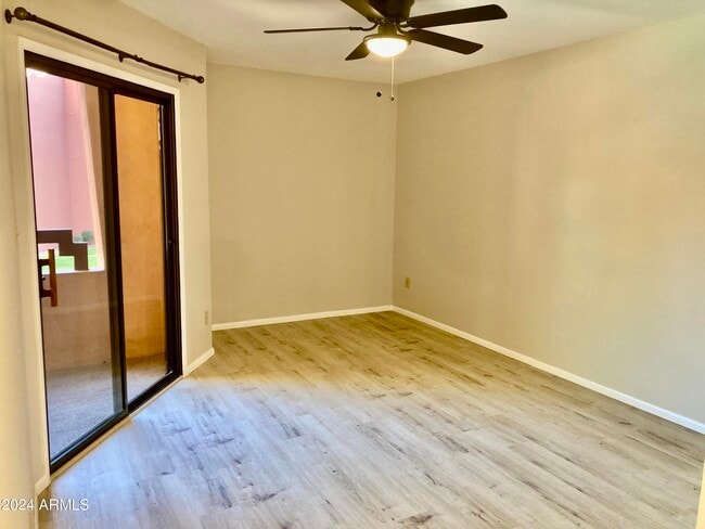 Photo - 12222 N Paradise Village Pkwy W Unit 213