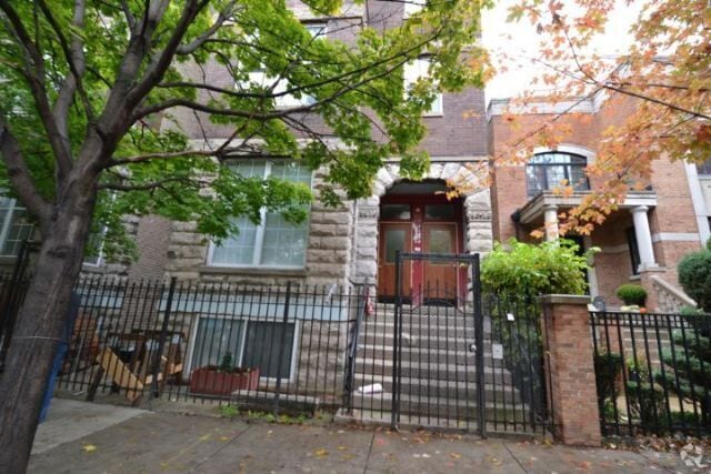 Building Photo - 1738 W Huron St Unit G00C Rental