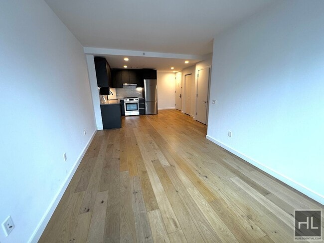 Photo - NORTHERN BOULEVARD Unit 7T