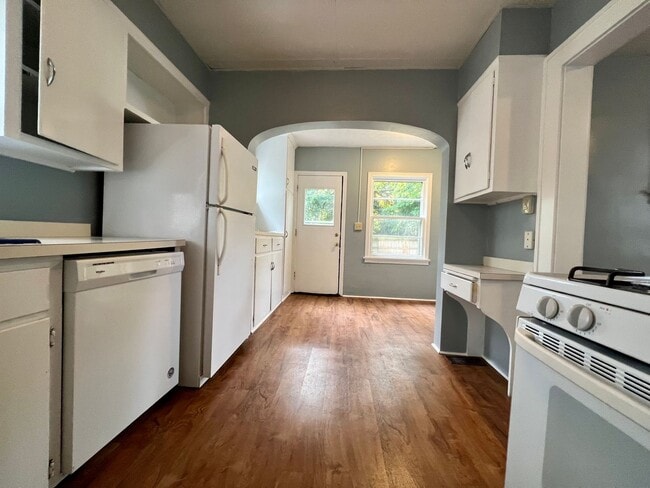 Photo - Spacious super clean 3 BR home close to Ba...