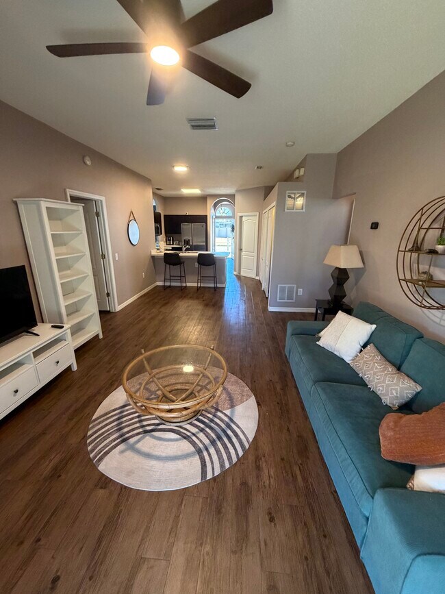 Photo - 4815 Pennecott Way