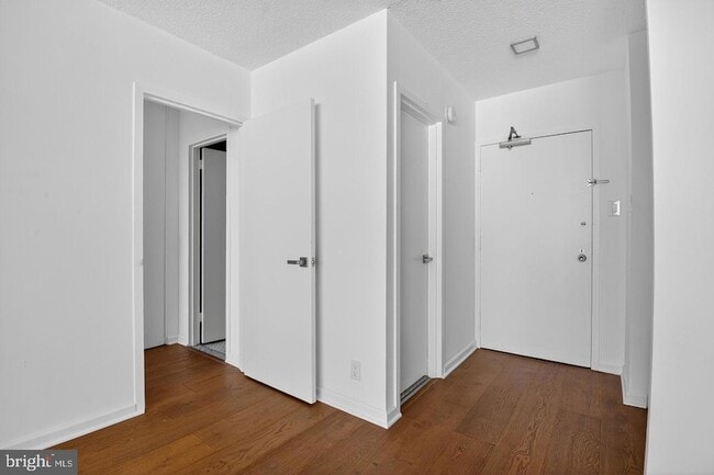 Photo - 5500 Friendship Blvd Unit 2227N