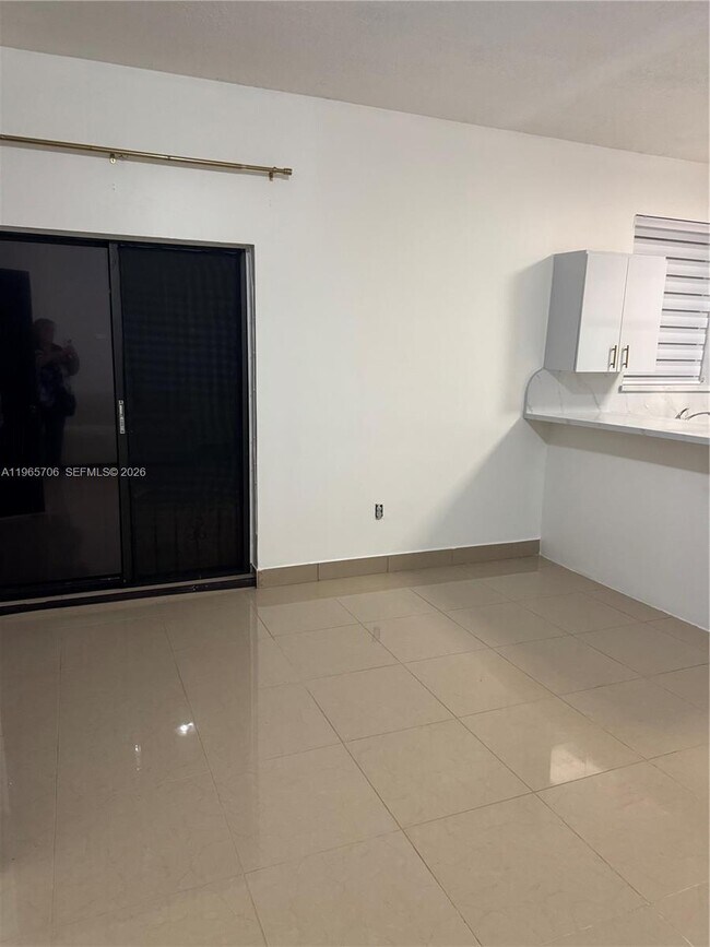 Photo - 16200 SW 97th Ave Unit effi