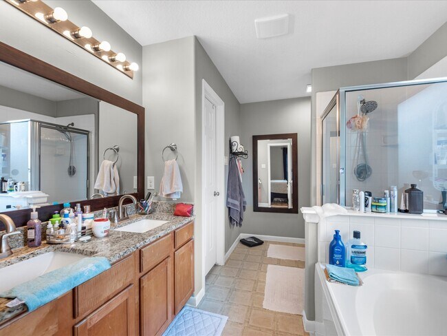 Photo - 19527 Billineys Park Dr