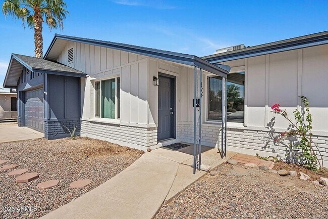 Photo - 1664 E Del Rio Dr