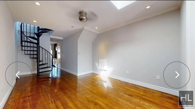 Photo - West 52nd Street Unidad 5W