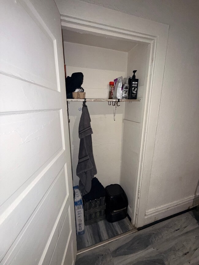 Photo - 316 N 2nd St Unit Room 3