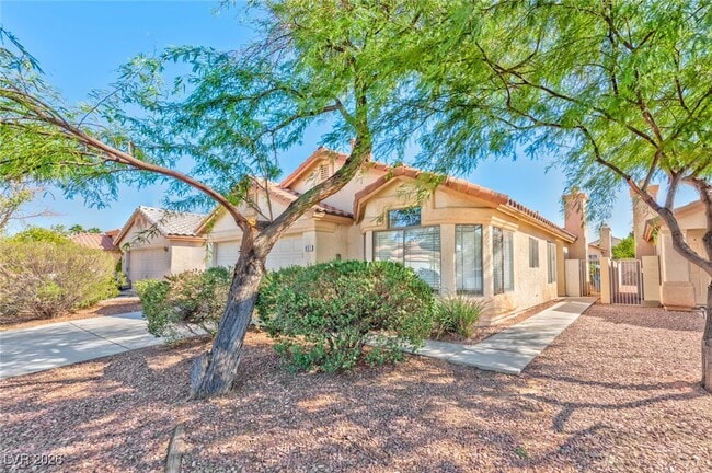 Photo - 851 Worrell Ave