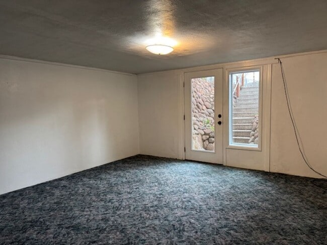 Photo - 2405 Sunset Dr