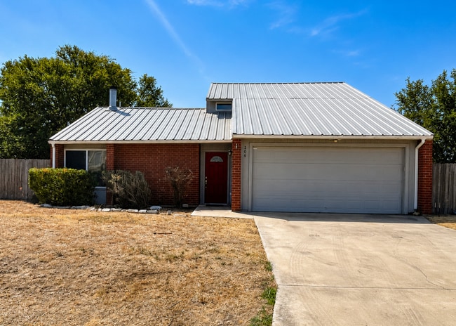 Building Photo - 3-Bedroom House on 1/2 an Acre for Rent in Killeen