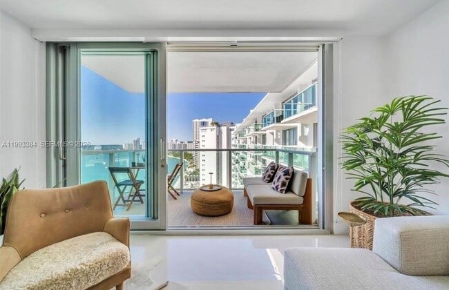 Photo - 1000 West Ave Unidad 1523