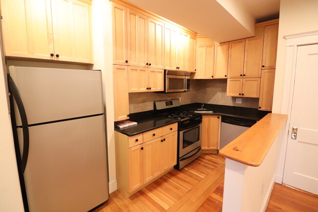 Photo - 191 Winthrop Rd Condo Unit 6