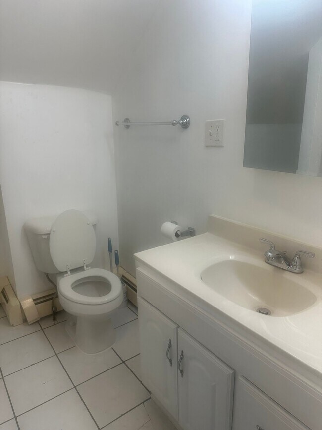 Photo - 13 Washington St Unit APT 3