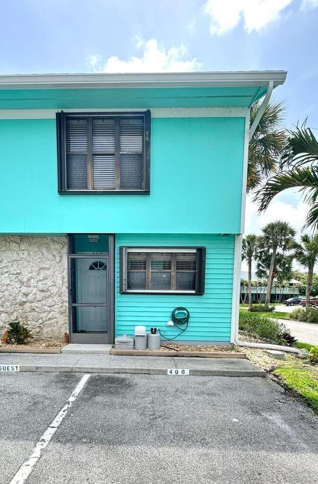 Building Photo - 13509 S Indian River Dr Unit 406