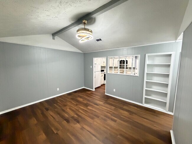 Photo - 513-511 11th Ave