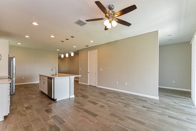 Photo - 281 Alford Dr