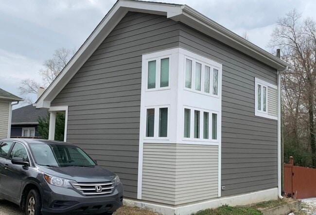 Photo - 1302 W Club Blvd