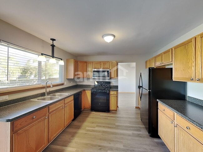 Photo - 2438 Foxtail Ct