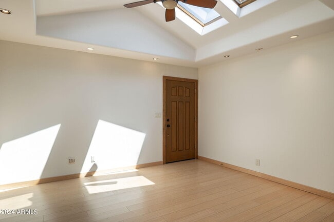 Photo - 8643 E Sandalwood Dr