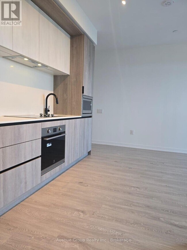 Photo - 2495 Eglinton Ave W Unit 702