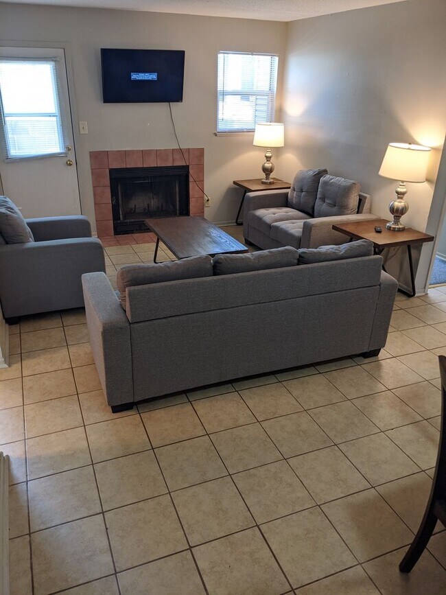 Photo - 502 W Green St Unit 502 W. Green #101