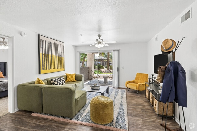 2BR, 2BA - 1,022SF - Living Room - Rio Santa Fe