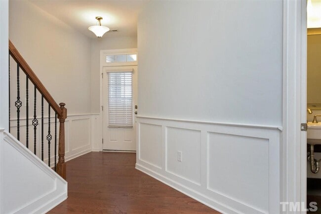 Photo - 377 Durants Neck Ln