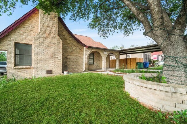 1519 Schley Ave
