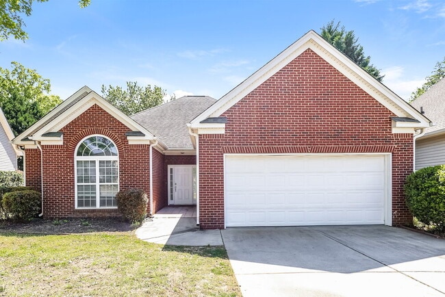 Building Photo - 31 Village Park Dr