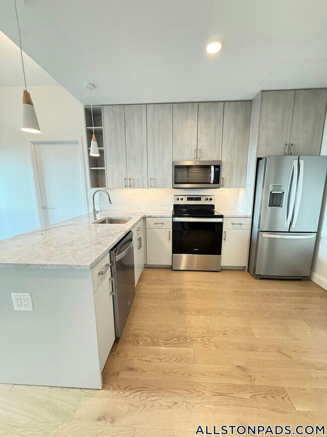 Photo - 55 Brighton Ave Unidad 501