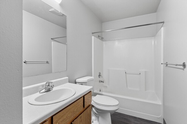 Photo - Riverbend Apartments