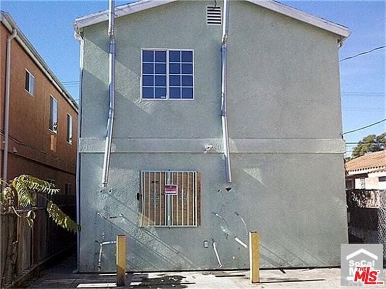 Photo - 10376 Wilmington Ave House