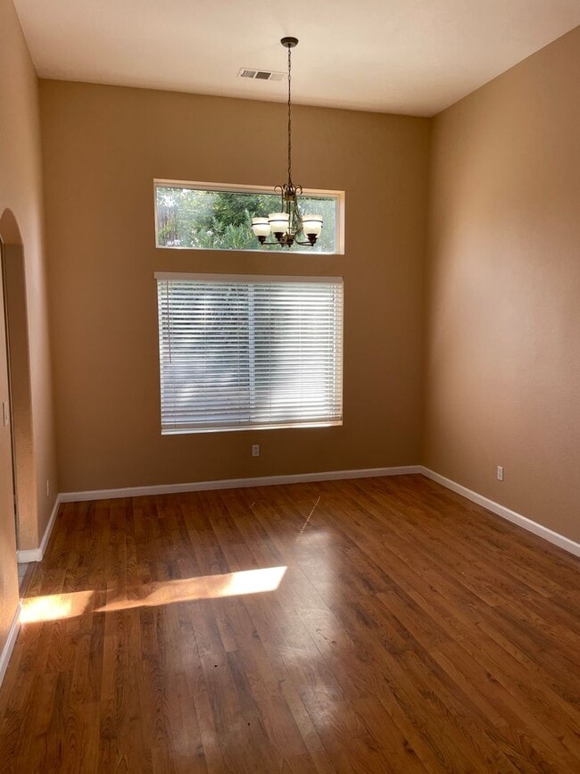 Photo - Beautiful Rocklin 4 Bedroom Home with 3 Ca...